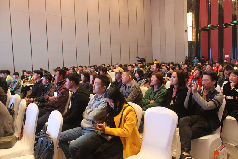 亚洲区色情区激情区小说